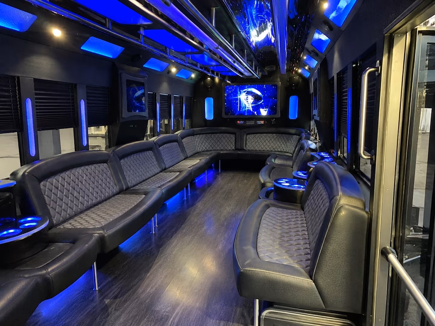 el paso 28 passenger party bus interior