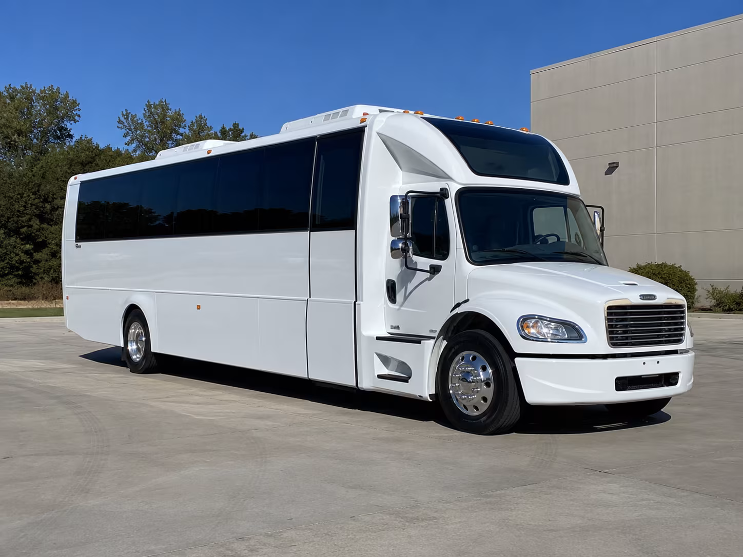 el paso 28 passenger party bus