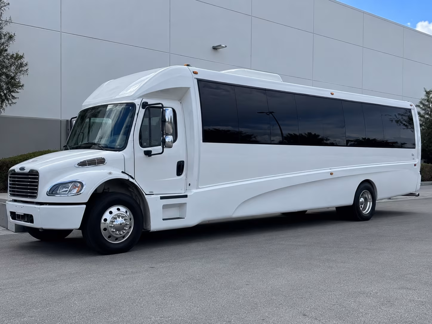 el paso corporate party bus rental