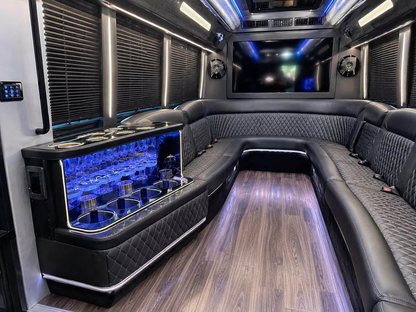 el paso holiday party bus rental